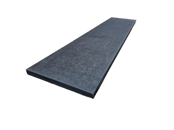 Lunar Black Trittstufe klein.png